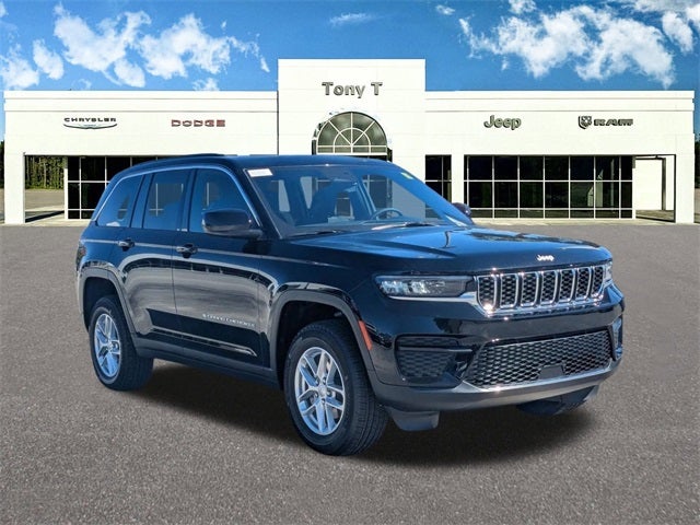 2025 Jeep Grand Cherokee GRAND CHEROKEE LAREDO X 4X2