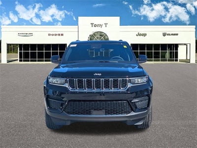 2025 Jeep Grand Cherokee GRAND CHEROKEE LAREDO X 4X2