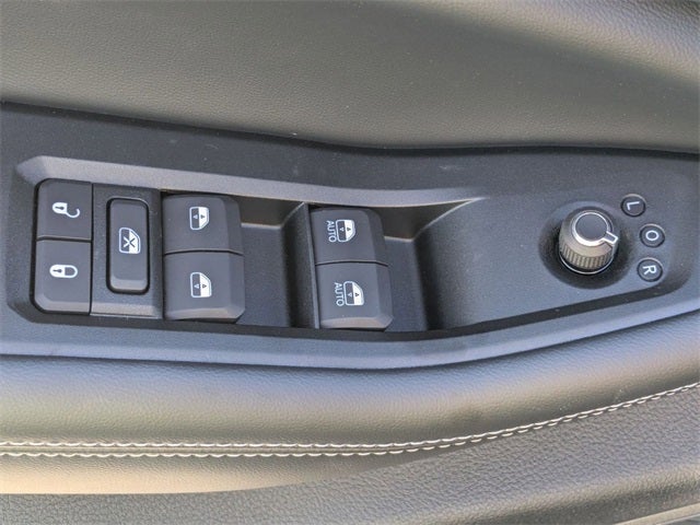 2025 Jeep Grand Cherokee GRAND CHEROKEE LAREDO X 4X2