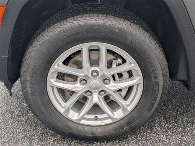 2025 Jeep Grand Cherokee GRAND CHEROKEE LAREDO X 4X2