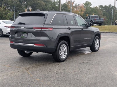 2025 Jeep Grand Cherokee GRAND CHEROKEE LAREDO X 4X2