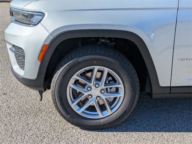 2025 Jeep Grand Cherokee GRAND CHEROKEE LAREDO X 4X2