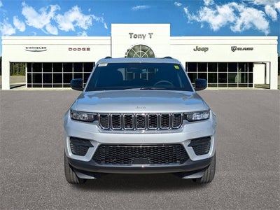 2025 Jeep Grand Cherokee GRAND CHEROKEE LAREDO X 4X2