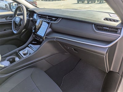 2025 Jeep Grand Cherokee GRAND CHEROKEE LAREDO X 4X2