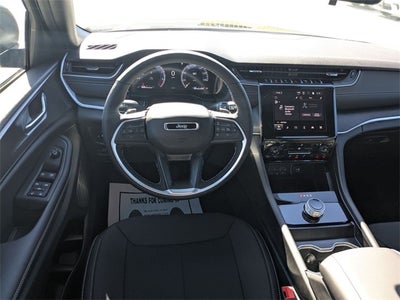 2025 Jeep Grand Cherokee GRAND CHEROKEE LAREDO X 4X2