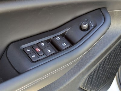 2025 Jeep Grand Cherokee GRAND CHEROKEE LAREDO X 4X2