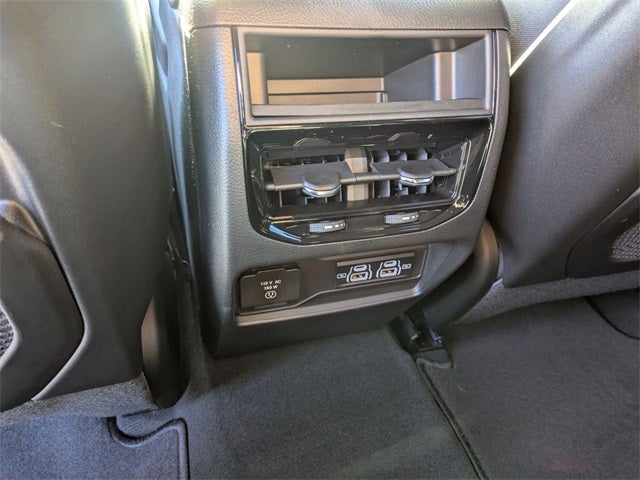 2025 Jeep Grand Cherokee GRAND CHEROKEE LAREDO X 4X2