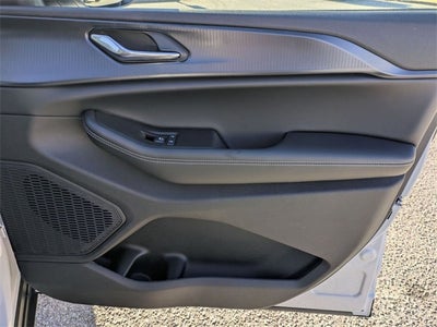 2025 Jeep Grand Cherokee GRAND CHEROKEE LAREDO X 4X2