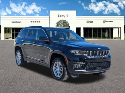 2025 Jeep Grand Cherokee GRAND CHEROKEE LAREDO X 4X2