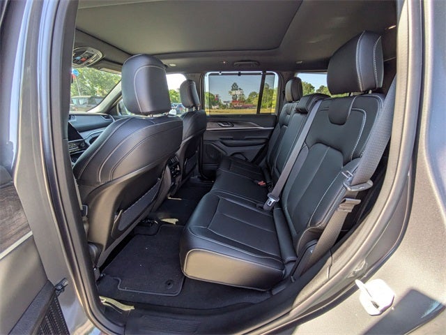 2025 Jeep Grand Cherokee GRAND CHEROKEE LIMITED 4X2