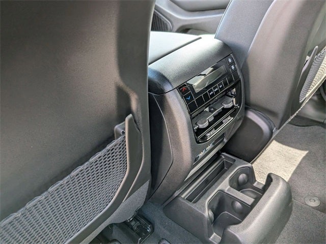 2025 Jeep Grand Cherokee GRAND CHEROKEE L LAREDO X 4X2