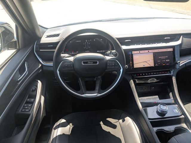 2026 Jeep Grand Cherokee GRAND CHEROKEE L LAREDO ALTITUDE 4X2