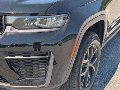 2026 Jeep Grand Cherokee GRAND CHEROKEE L LAREDO ALTITUDE 4X2