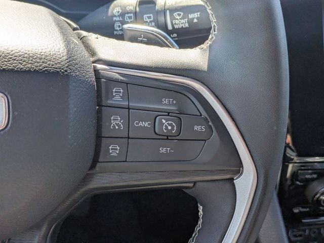 2024 Jeep Grand Cherokee L Altitude 4x4