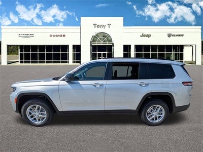 2025 Jeep Grand Cherokee GRAND CHEROKEE L LAREDO X 4X4