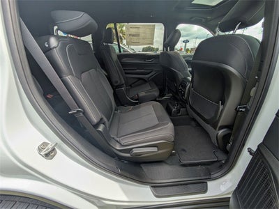 2025 Jeep Grand Cherokee GRAND CHEROKEE L LAREDO X 4X4