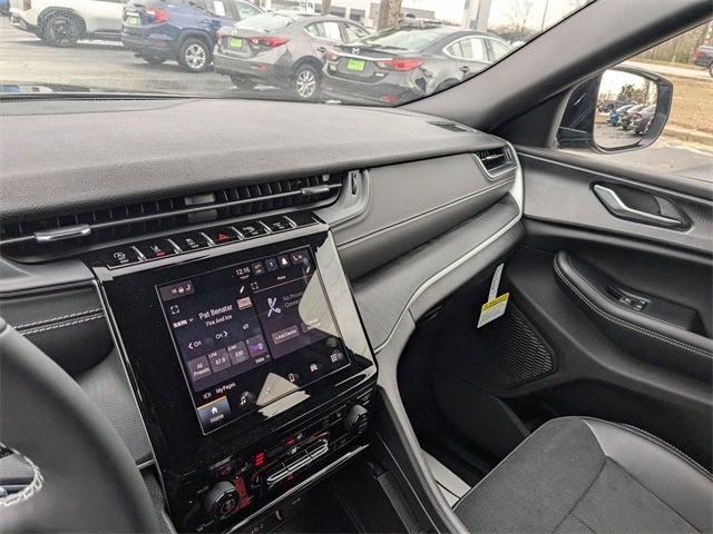 2024 Jeep Grand Cherokee GRAND CHEROKEE L ALTITUDE 4X4