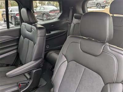 2024 Jeep Grand Cherokee GRAND CHEROKEE L ALTITUDE 4X4