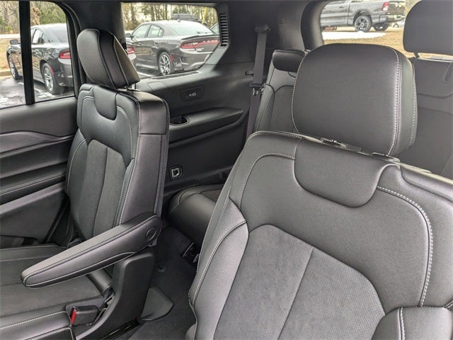 2024 Jeep Grand Cherokee GRAND CHEROKEE L ALTITUDE 4X4