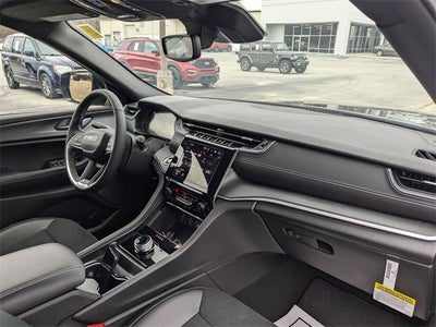 2024 Jeep Grand Cherokee GRAND CHEROKEE L ALTITUDE 4X4