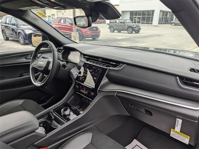 2024 Jeep Grand Cherokee GRAND CHEROKEE L ALTITUDE 4X4