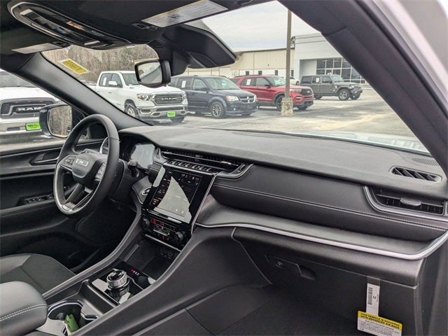 2024 Jeep Grand Cherokee GRAND CHEROKEE L ALTITUDE 4X4