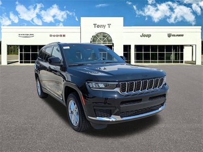 2025 Jeep Grand Cherokee GRAND CHEROKEE L LAREDO X 4X4