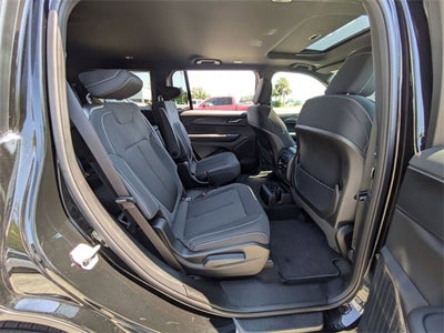 2025 Jeep Grand Cherokee GRAND CHEROKEE L LAREDO X 4X4