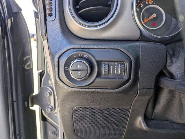 2021 Jeep Gladiator Willys Sport 4x4