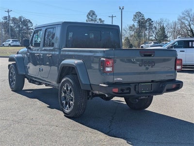 2026 Jeep Gladiator GLADIATOR SAHARA 4X4