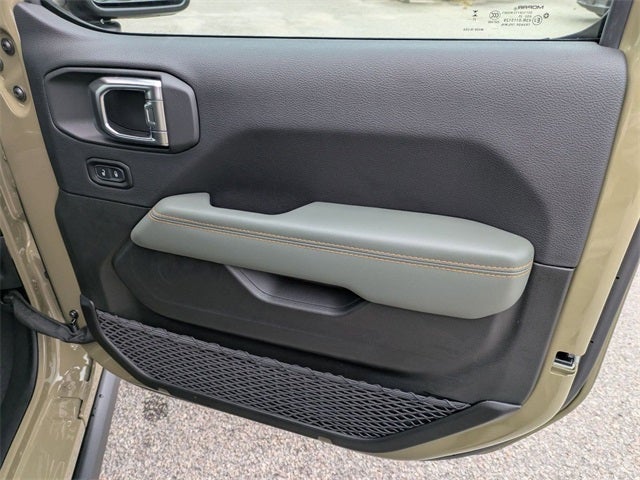 2025 Jeep Gladiator GLADIATOR MOJAVE X 4X4