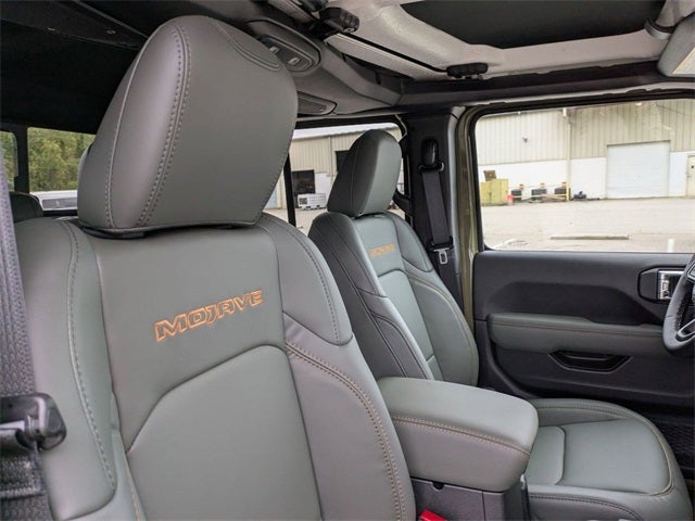 2025 Jeep Gladiator GLADIATOR MOJAVE X 4X4