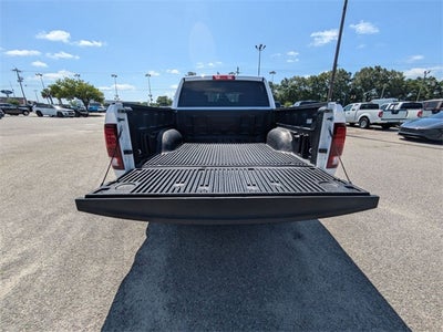 2024 RAM 1500 Classic Warlock Crew Cab 4x2 5'7' Box
