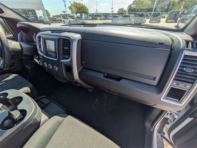 2024 RAM 1500 Classic Warlock Crew Cab 4x2 5'7' Box