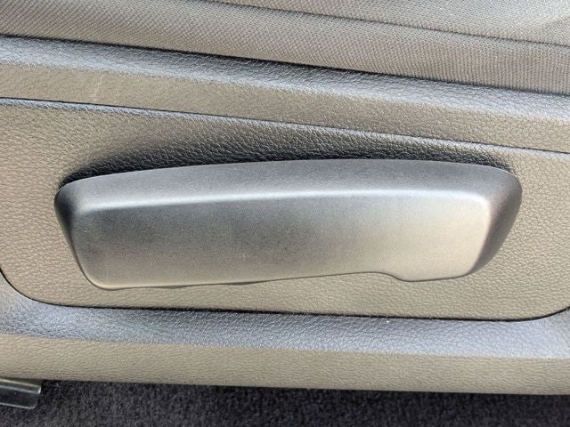 2024 RAM 1500 Classic SLT Quad Cab 4x4 6'4' Box