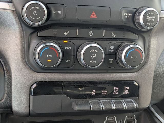 2021 RAM 1500 Big Horn Crew Cab 4x4 5'7' Box