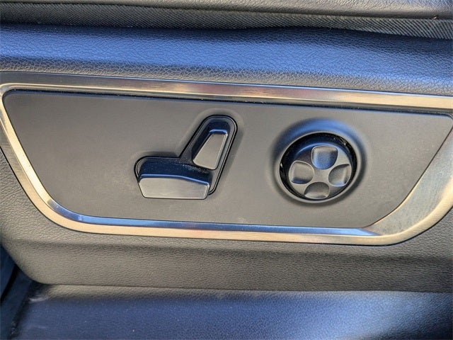 2021 RAM 1500 Limited Crew Cab 4x4 5'7' Box