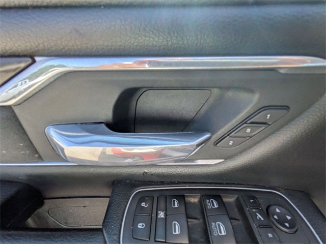 2022 RAM 1500 Laramie Crew Cab 4x4 5'7' Box