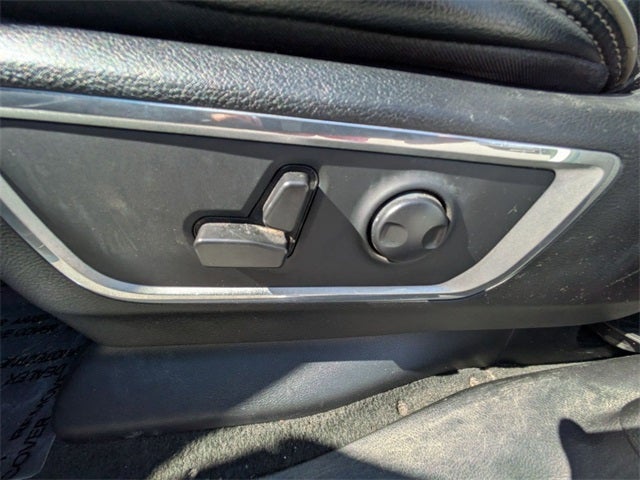 2022 RAM 1500 Laramie Crew Cab 4x4 5'7' Box