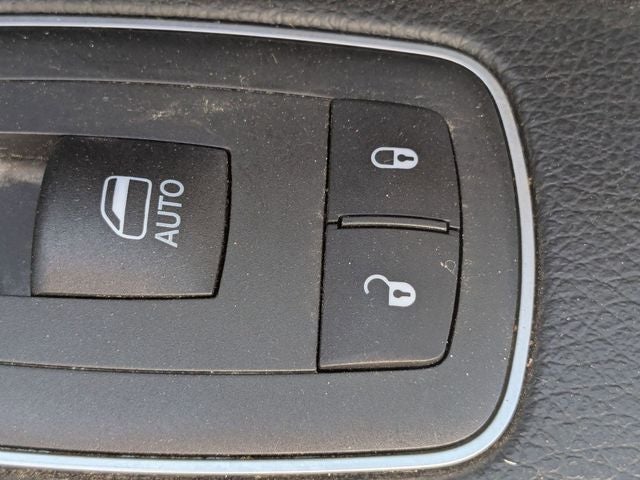 2021 RAM 1500 Rebel Crew Cab 4x4 5'7' Box