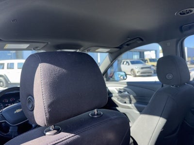 2022 Chevrolet Traverse LT Cloth w/2FL