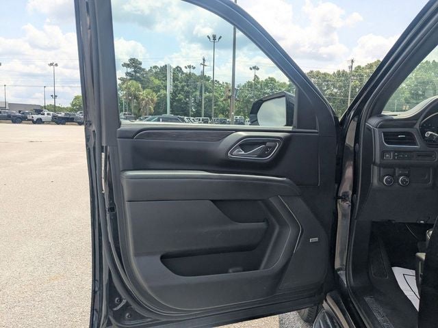 2023 Chevrolet Suburban 2WD LT