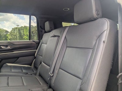 2023 Chevrolet Suburban 2WD LT