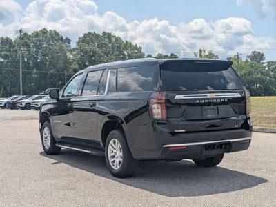 2023 Chevrolet Suburban 2WD LT