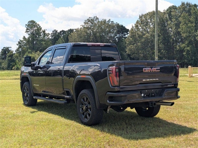 2024 GMC Sierra 2500HD 4WD Crew Cab Standard Bed AT4