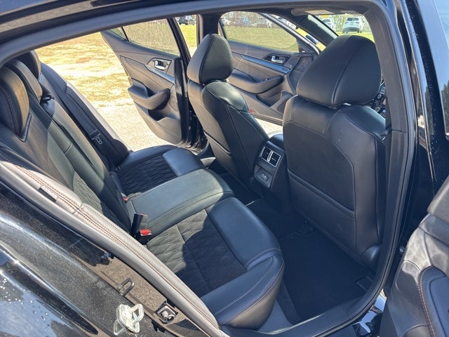 2021 Nissan Maxima SR