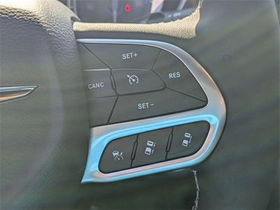 2025 Chrysler Pacifica PACIFICA SELECT
