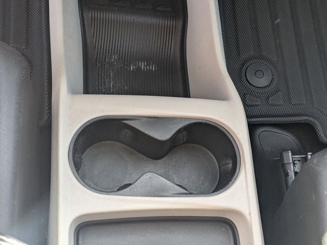 2021 Chrysler Voyager LX