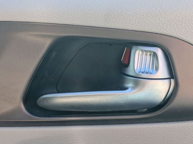 2021 Chrysler Voyager LX