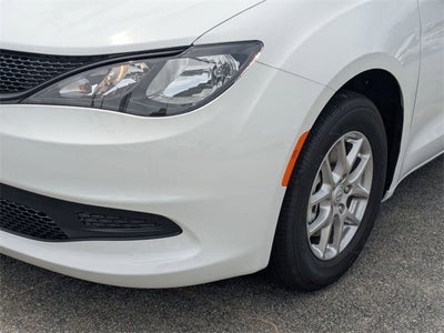 2026 Chrysler Voyager VOYAGER LX